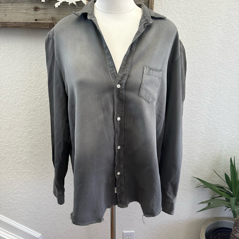 Frank & Eileen The Eileen Distressful‎ Gray Button-Up Shirt ladies Large